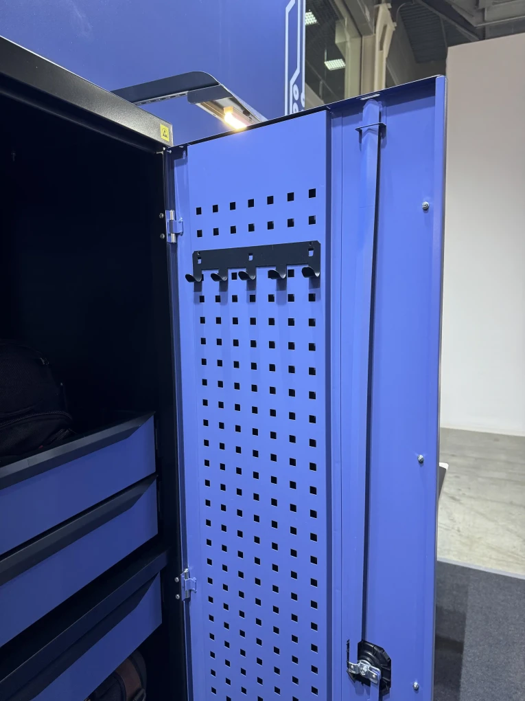 Шкаф антистатический SPC 180.B5.S1 купить в Новосибирске Шкаф антистатический SPC 180.B5.S1 купить в Новосибирске