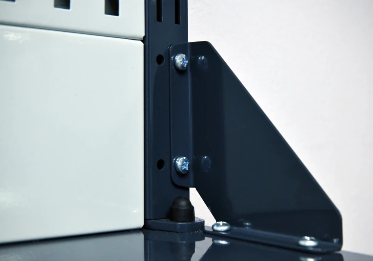 Верстак MCN 1252.0.11-2 купить в Новосибирске Верстак MCN 1252.0.11-2 купить в Новосибирске