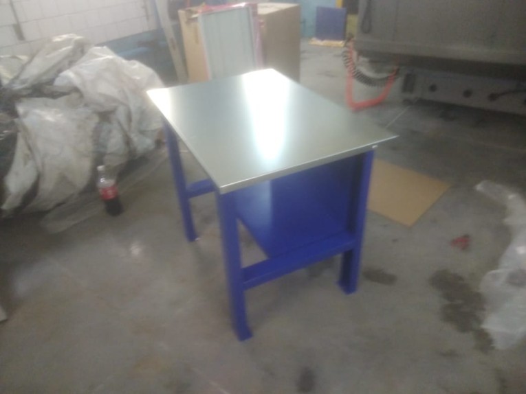 Верстак-стол бестумбовый ВП-1 купить в Новосибирске Верстак-стол бестумбовый ВП-1 купить в Новосибирске