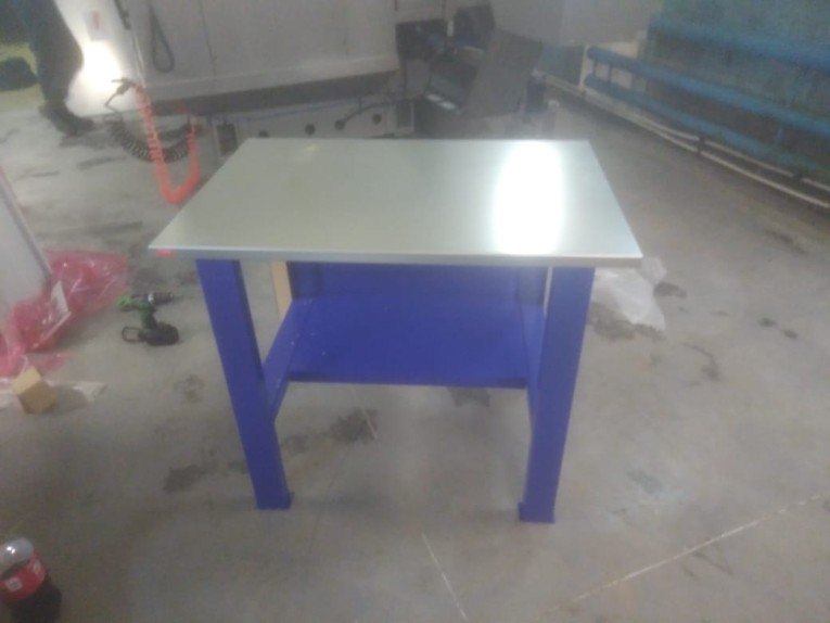 Верстак-стол бестумбовый ВП-1 купить в Новосибирске Верстак-стол бестумбовый ВП-1 купить в Новосибирске