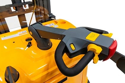 Штабелер электрический самоходный CDDK20 (2000 кг, 6,5 м, li-ion 25,6В / 225Ач, EPS) SMARTLIFT (SMART) купить в Новосибирске Штабелер электрический самоходный CDDK20 (2000 кг, 6,5 м, li-ion 25,6В / 225Ач, EPS) SMARTLIFT (SMART) купить в Новосибирске