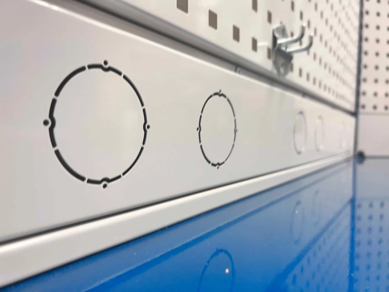 Стол-верстак Craft 2202.S7L26.24-2 купить в Новосибирске Стол-верстак Craft 2202.S7L26.24-2 купить в Новосибирске