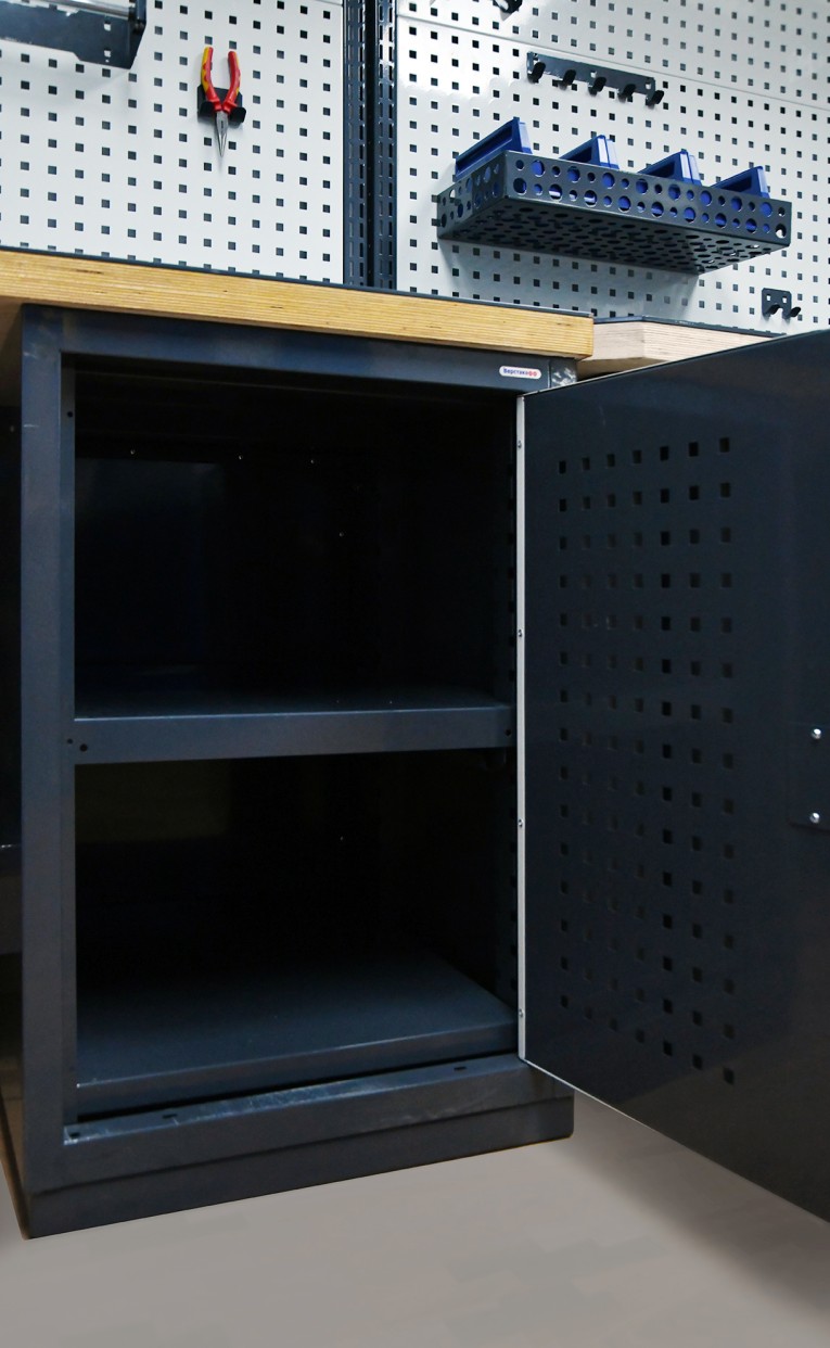 Верстак FBK 1551.17.3-2F купить в Новосибирске Верстак FBK 1551.17.3-2F купить в Новосибирске