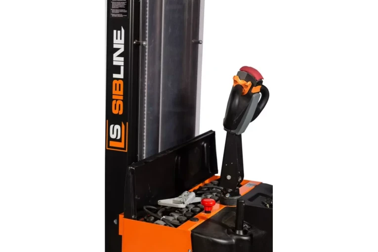 Штабелер электрический самоходный с платформой 2 т - 4,5 м Вилы: 1150 , АКБ Свинцово - кислотная, CL2045W SIBLINE купить в Новосибирске Штабелер электрический самоходный с платформой 2 т - 4,5 м Вилы: 1150 , АКБ Свинцово - кислотная, CL2045W SIBLINE купить в Новосибирске